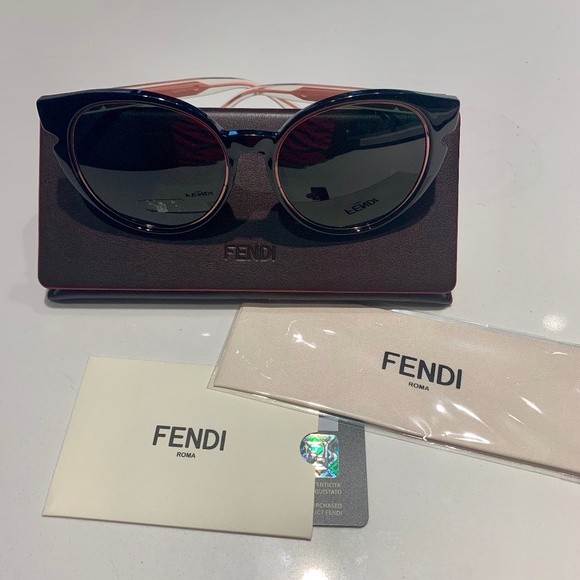 🔴SOLD🔴NEW Fendi 55MM Round Sunglasses - Picture 2 of 7